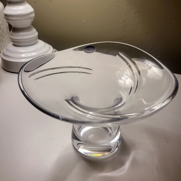 ROGASKA SLOVENIAN TIPPERARY CRYSTAL FLARED BUD VASE - Picture 5 of 6